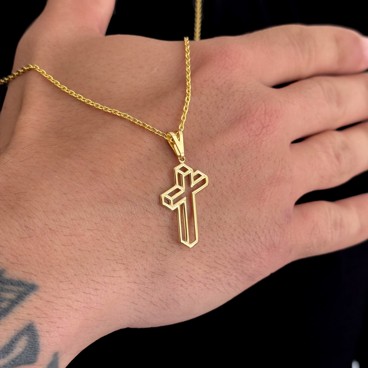 Colar Crucifixo 3D - Corrente Cadeado Banhado A Ouro 18