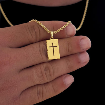 Colar Plaquinha Crucifixo Vazado - Corrente Baiana Banhado A Ouro 18k